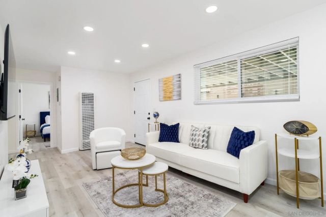 5074 AUBURN DRIVE, San Diego, CA 92105