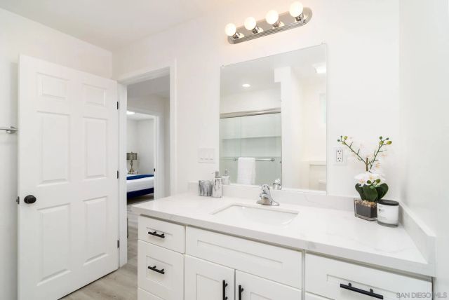 5074 AUBURN DRIVE, San Diego, CA 92105