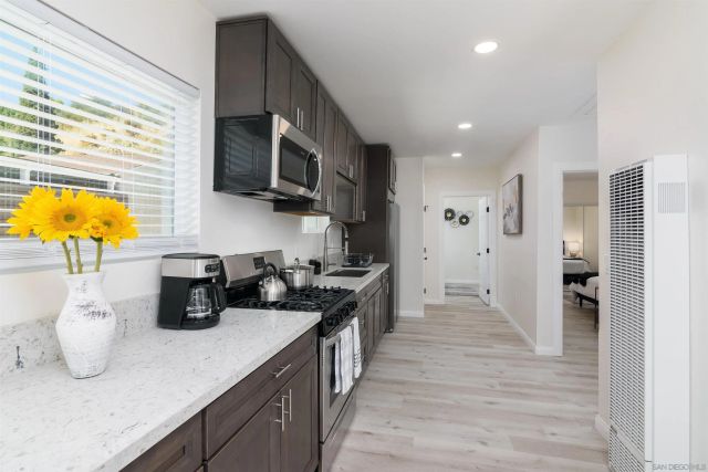 5074 AUBURN DRIVE, San Diego, CA 92105