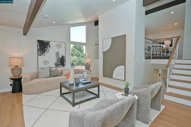 4012 Marcas St, Pinole, CA 94564
