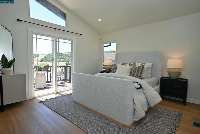 4012 Marcas St, Pinole, CA 94564