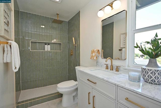 4012 Marcas St, Pinole, CA 94564