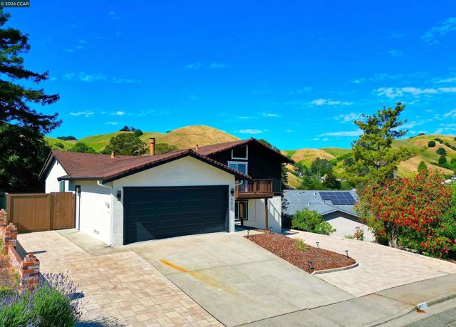4012 Marcas St, Pinole, CA 94564