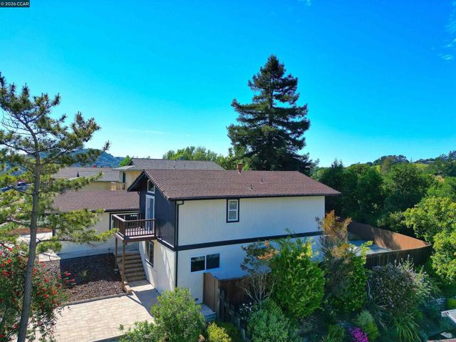 4012 Marcas St, Pinole, CA 94564