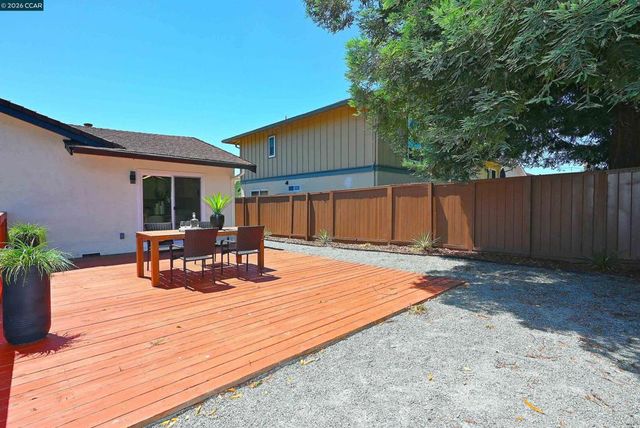 4012 Marcas St, Pinole, CA 94564