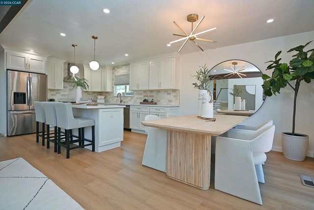 4012 Marcas St, Pinole, CA 94564