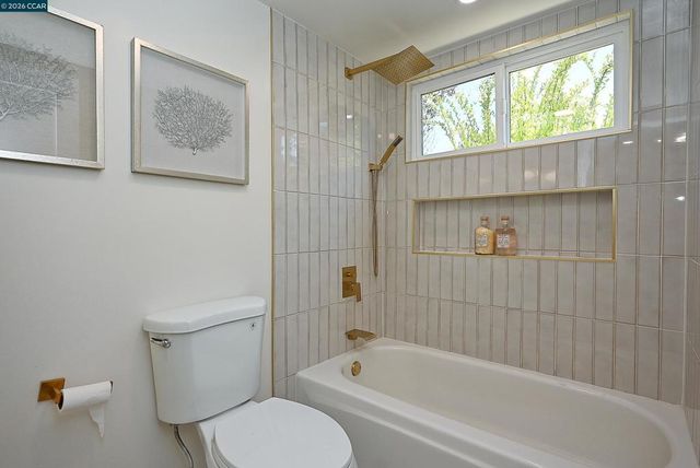 4012 Marcas St, Pinole, CA 94564