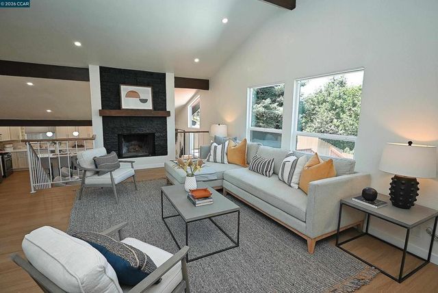 4012 Marcas St, Pinole, CA 94564