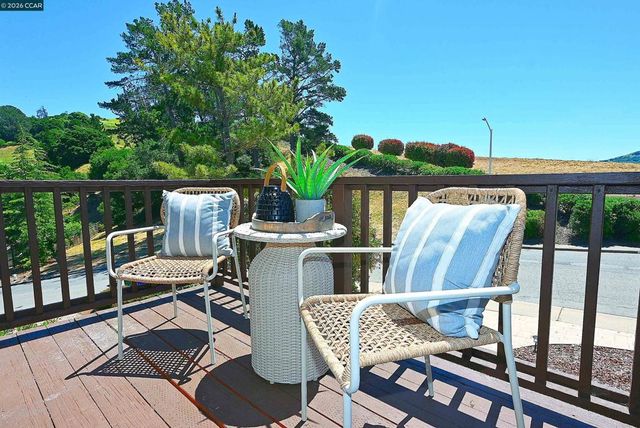 4012 Marcas St, Pinole, CA 94564