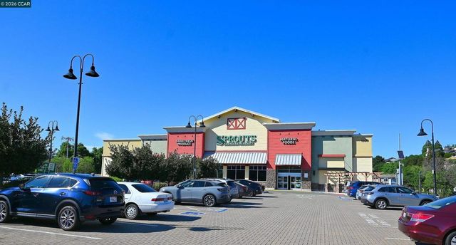 4012 Marcas St, Pinole, CA 94564