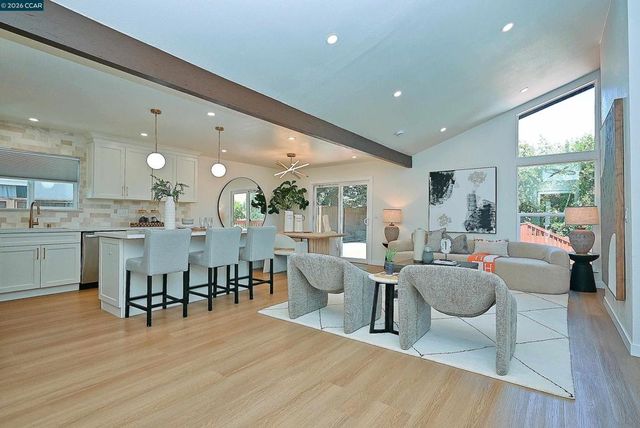 4012 Marcas St, Pinole, CA 94564