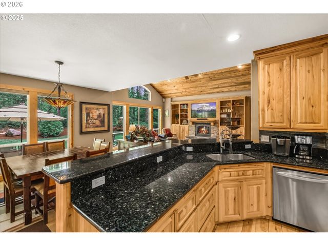24600 E BRIGHT Ave, Welches, OR 97067