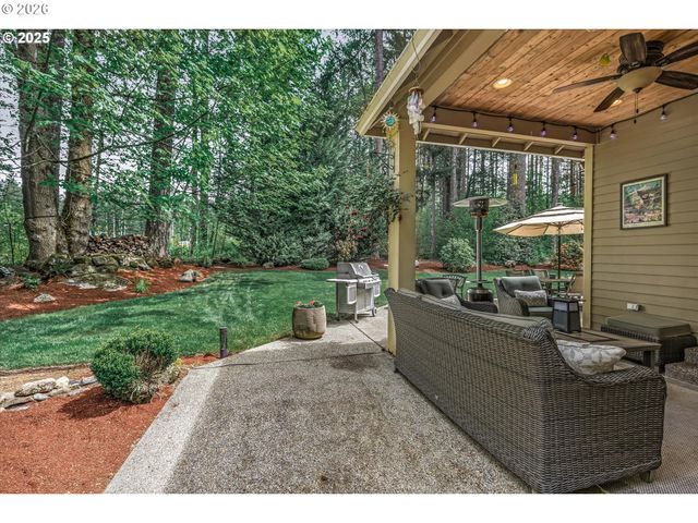 24600 E BRIGHT Ave, Welches, OR 97067