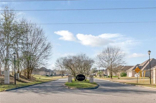 21114 Chardonnay Drive, Silverhill, AL 36576