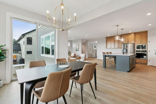 7310 Ambercrest Curve, Inver Grove Heights, MN 55077