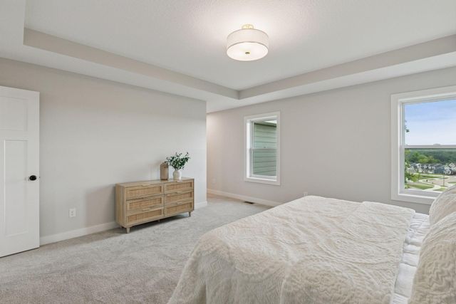 7310 Ambercrest Curve, Inver Grove Heights, MN 55077