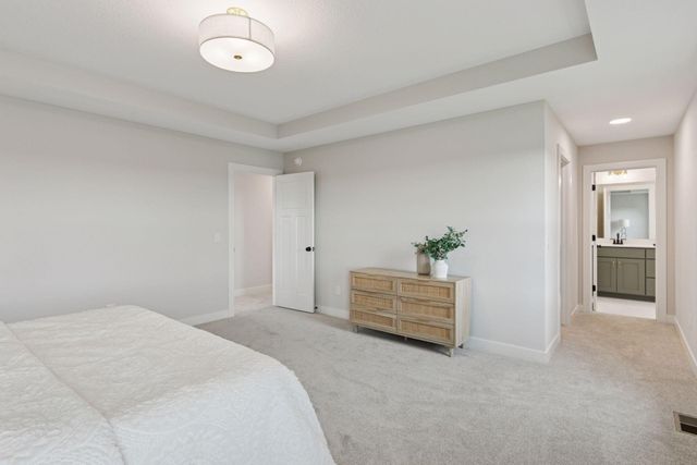 7310 Ambercrest Curve, Inver Grove Heights, MN 55077