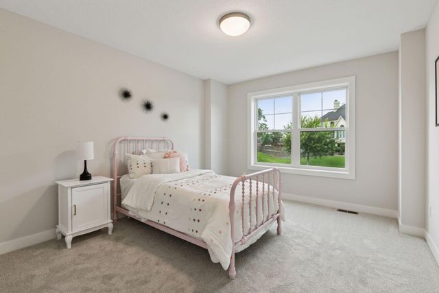 7310 Ambercrest Curve, Inver Grove Heights, MN 55077