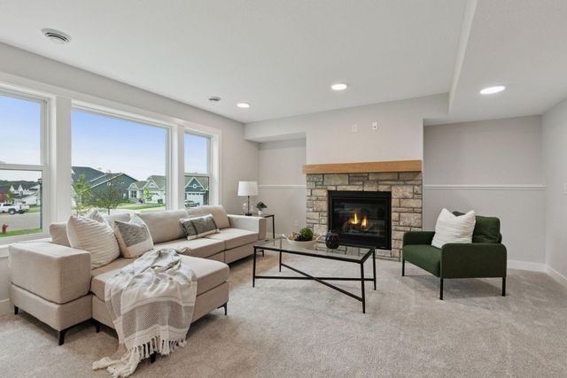 7310 Ambercrest Curve, Inver Grove Heights, MN 55077