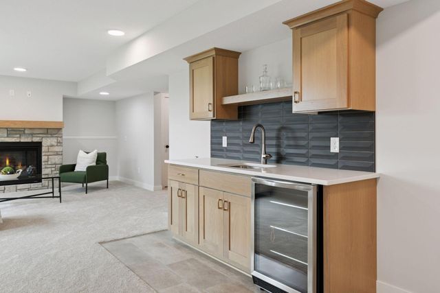 7310 Ambercrest Curve, Inver Grove Heights, MN 55077