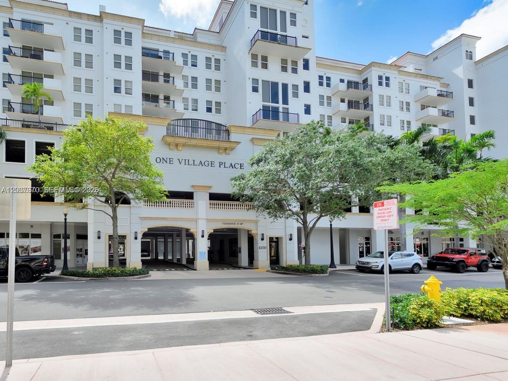 4100 SALZEDO ST 713, Coral Gables, FL 33146