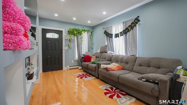 849 Frost Road, Waterbury, CT 06705