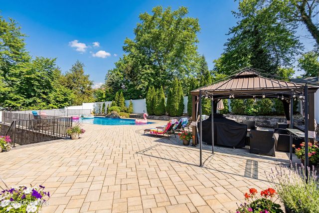 12 Oklahoma Drive, Jackson, NJ 08527