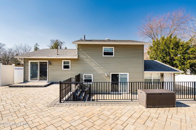12 Oklahoma Drive, Jackson, NJ 08527