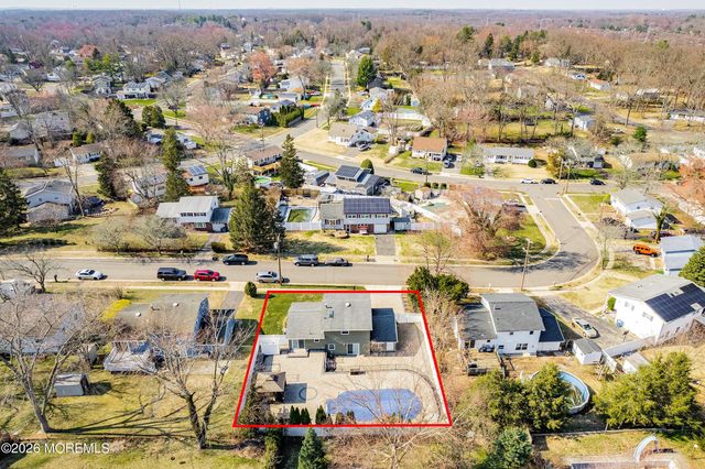 12 Oklahoma Drive, Jackson, NJ 08527