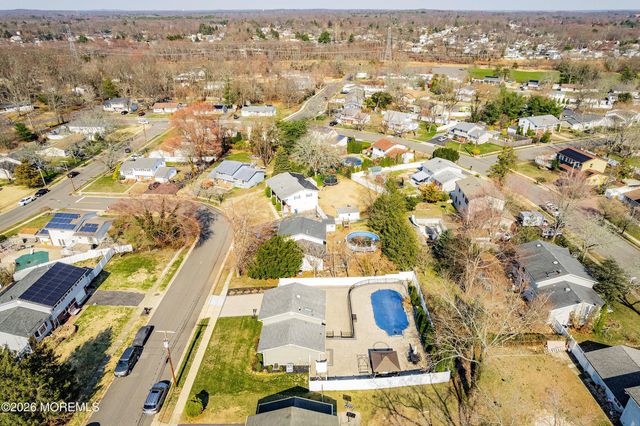 12 Oklahoma Drive, Jackson, NJ 08527