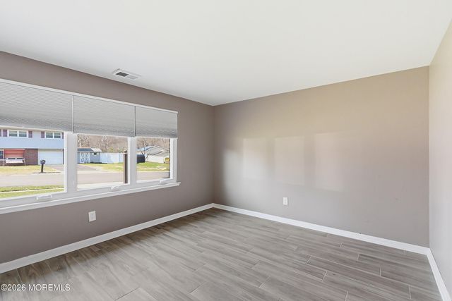 12 Oklahoma Drive, Jackson, NJ 08527