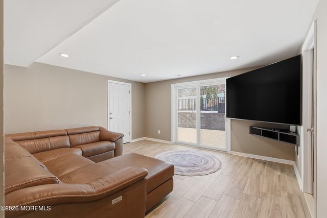 12 Oklahoma Drive, Jackson, NJ 08527