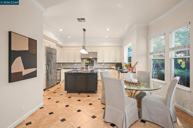 908 Gibson CT, Alamo, CA 94507