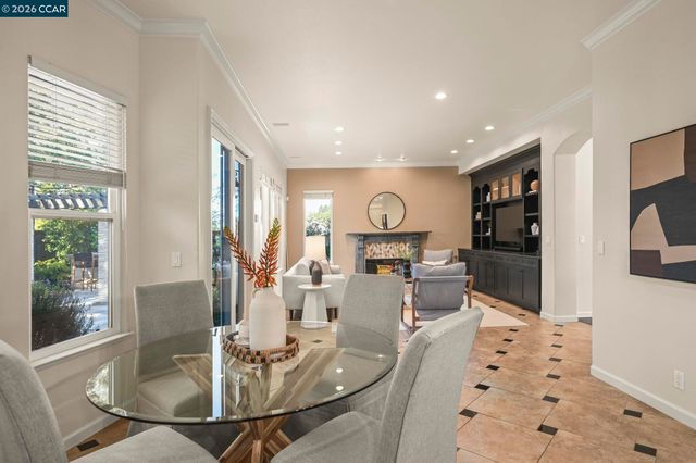 908 Gibson CT, Alamo, CA 94507