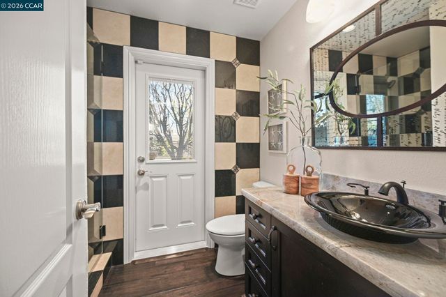 908 Gibson CT, Alamo, CA 94507