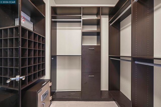 908 Gibson CT, Alamo, CA 94507