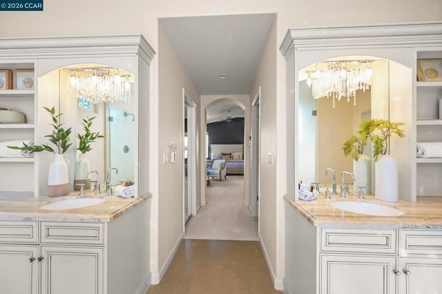 908 Gibson CT, Alamo, CA 94507