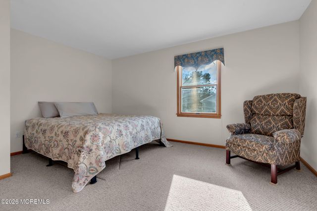 151 Magnolia Lane, Middletown, NJ 07748