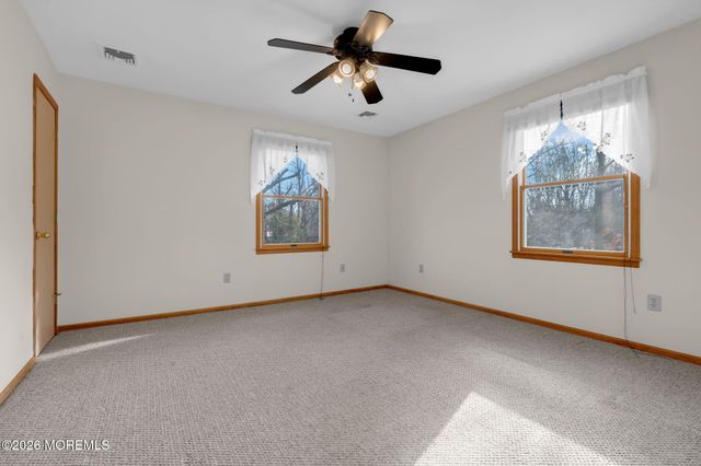 151 Magnolia Lane, Middletown, NJ 07748