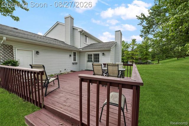 795 Vivian Lane, Oxford, MI 48371