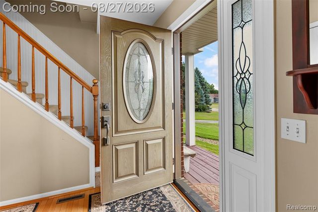 795 Vivian Lane, Oxford, MI 48371