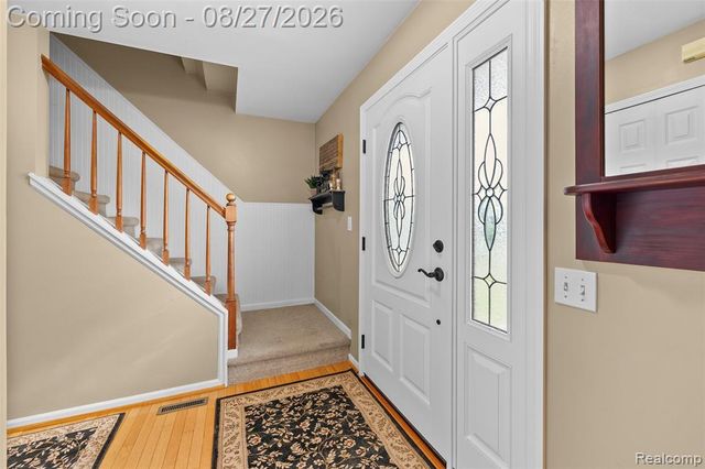 795 Vivian Lane, Oxford, MI 48371