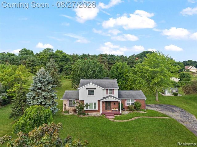 795 Vivian Lane, Oxford, MI 48371