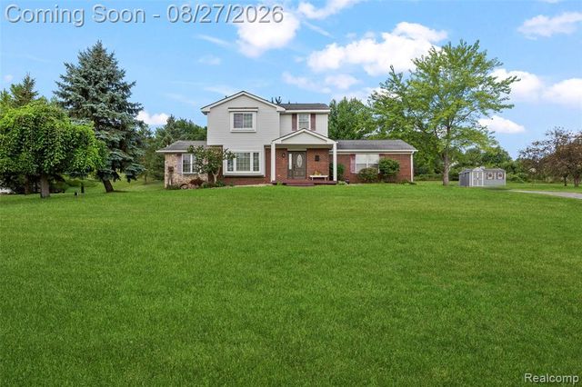 795 Vivian Lane, Oxford, MI 48371
