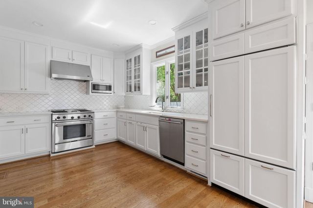 403 HARLAN CIR, Richmond, VA 23226
