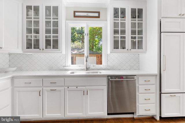 403 HARLAN CIR, Richmond, VA 23226