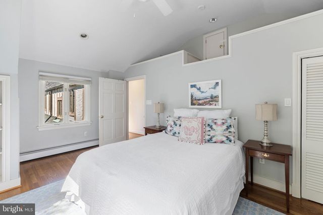 403 HARLAN CIR, Richmond, VA 23226