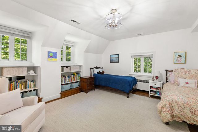 403 HARLAN CIR, Richmond, VA 23226