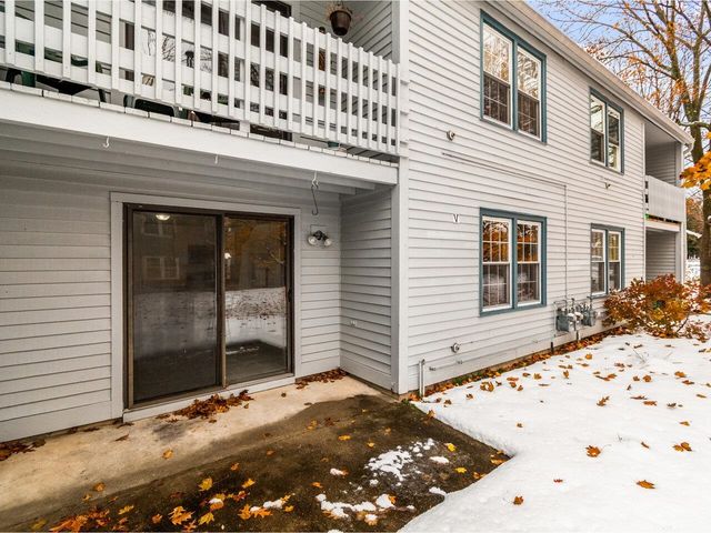19 Twin Oaks Terrace, South Burlington, VT 05403