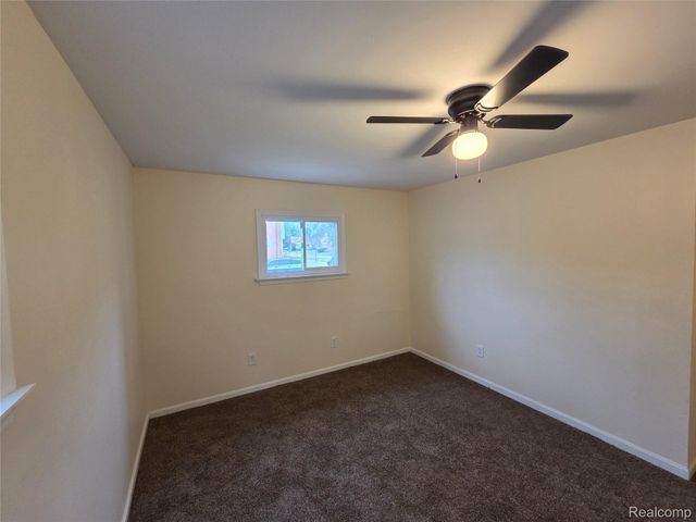 16039 Curtis Street, Detroit, MI 48235